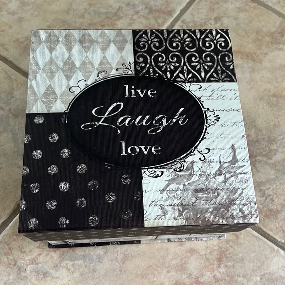 VINTAGE LIVE LAUGH LOVE STORAGE BOX